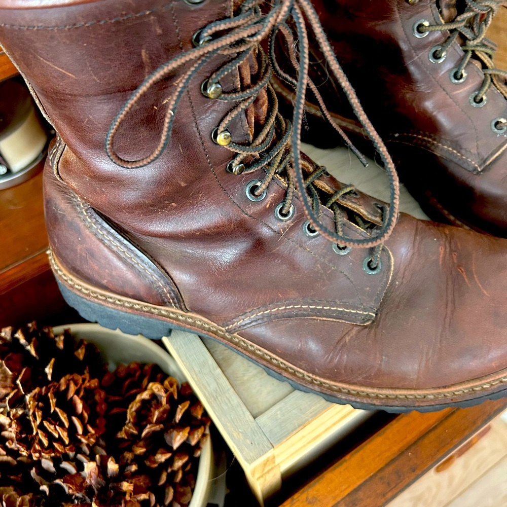 Heritage Irish Setter/Red Wing 8” lug soled(resoleable) boots. Make date 1/12 - Picture 2 of 6